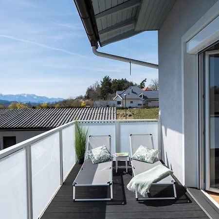 Schoenes Ferienhaus Mit Garten Pörtschach am Wörthersee Kültér fotó